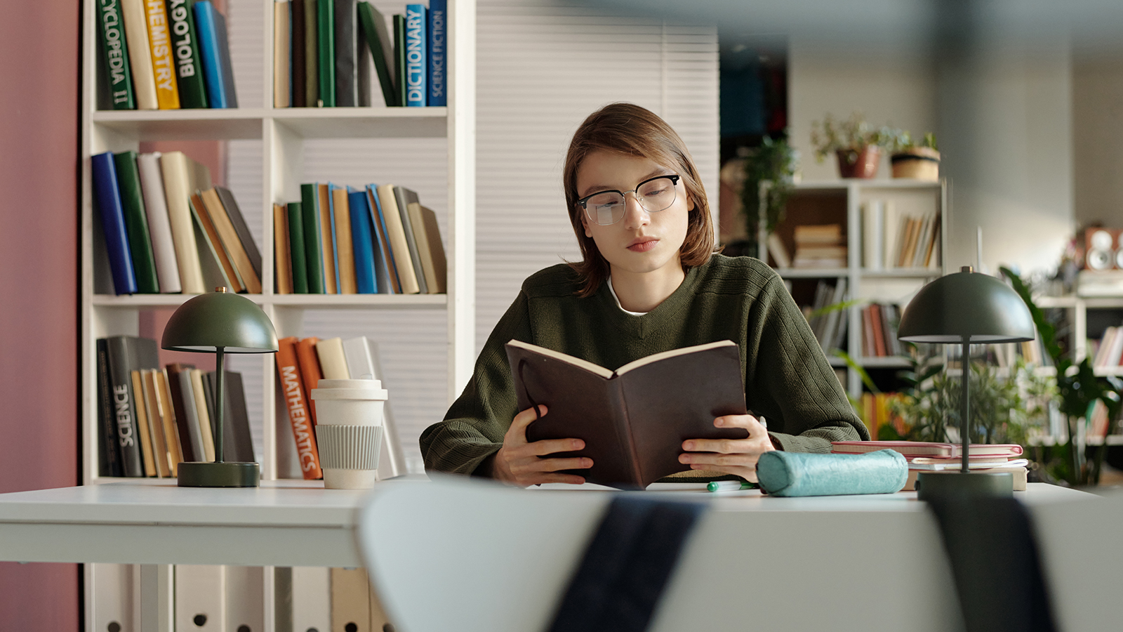 What Is a Sponsor in AA and What Do They Do in Recovery?